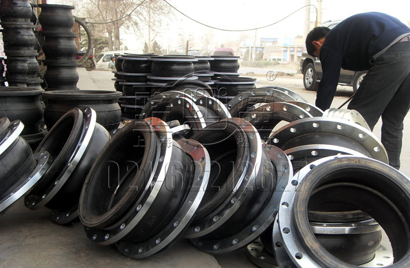 大口徑橡膠接頭發(fā)貨圖