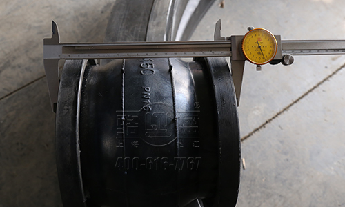 可曲撓橡膠軟接頭適用于哪些類管道環(huán)境 可曲撓橡膠軟接頭使用環(huán)境