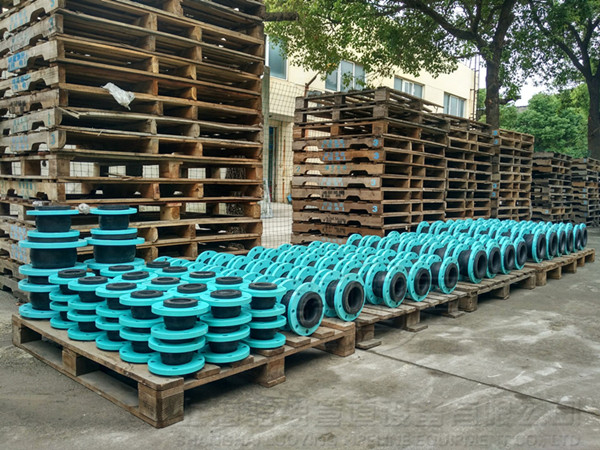 668933.jpg 5CA181510CEA981BB240BAB62AB8FB49_副本.jpg